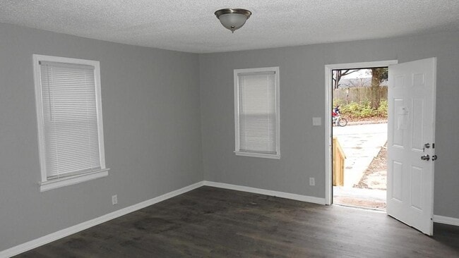 Foto del edificio - 2222 S Arlington Ave