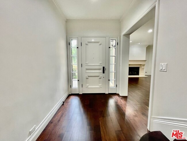 Building Photo - 201 S El Camino Dr