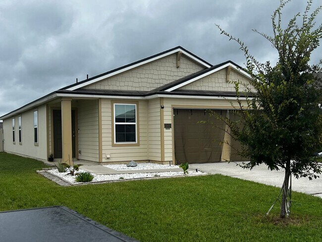 Building Photo - Almost-New 3 Bedroom Rental with Stunning Pond Views in The Arbors!