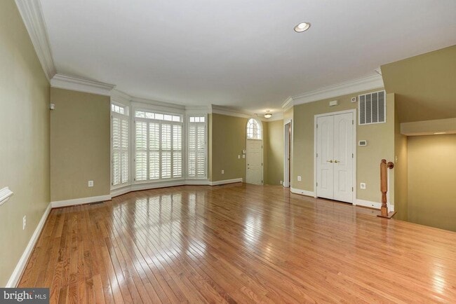Building Photo - 4203 Lower Park Dr