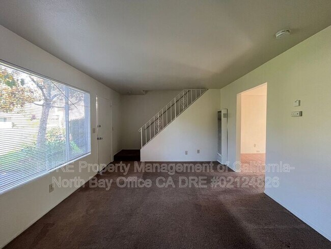 Building Photo - 5059 Charmian Dr