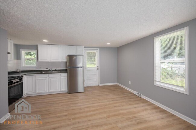 Foto del edificio - 530 S 71st St
