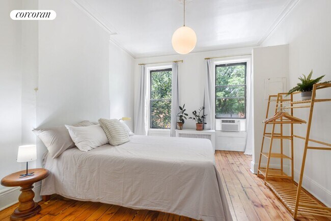 Foto del edificio - 298 St Marks Ave