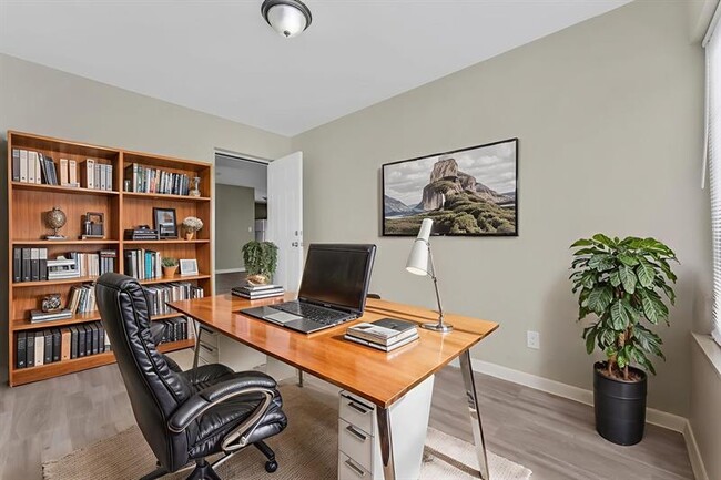 Building Photo - 2935 Washington St