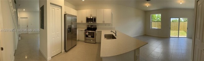 Foto del edificio - 2628 SE 19th St