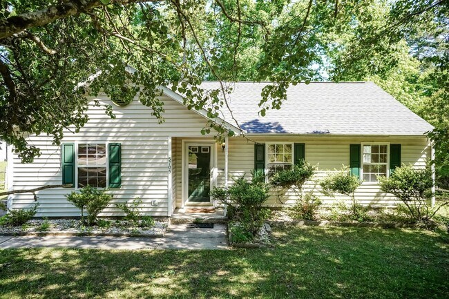 Foto del edificio - Wonderful 3 Bedroom Raleigh Ranch Home