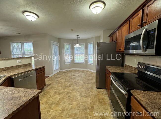 Building Photo - 111 Cottonfield Ct
