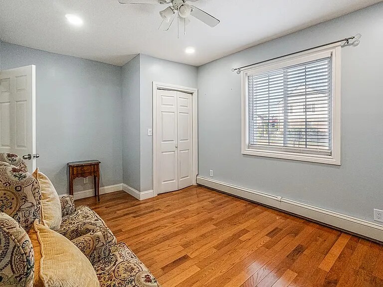 Foto principal - 116-01-116221 221st St