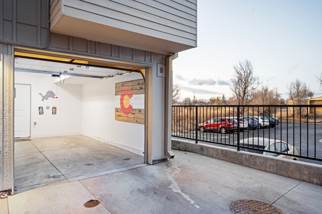 Building Photo - 3101 W 47th Ave