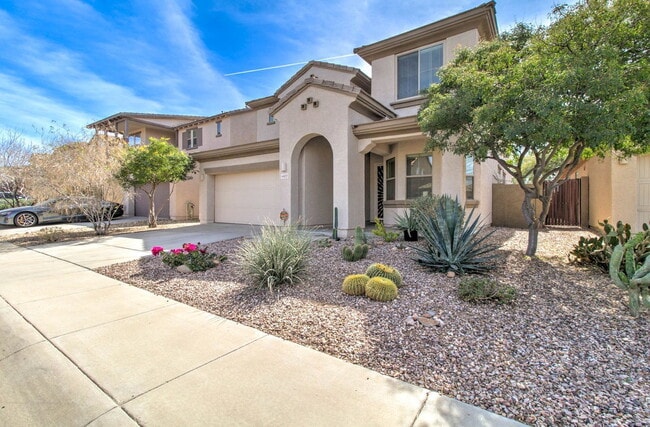 Building Photo - 4427 W Powell Dr