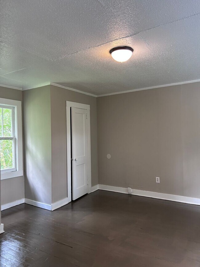 Foto del edificio - One Bedroom Apartment in Ringgold GA