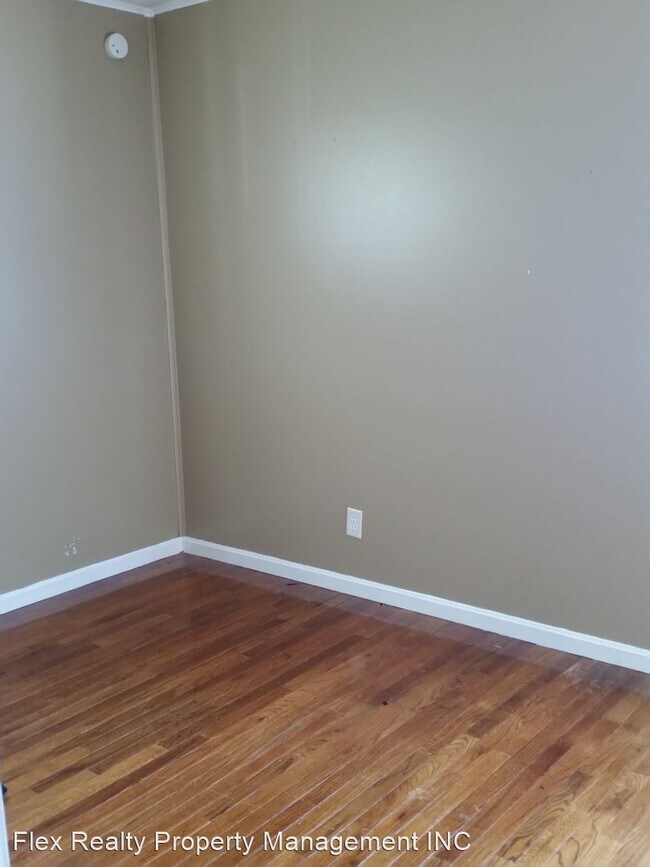 Foto del edificio - 3 br, 1 bath House - 1732 BIRCHWOOD