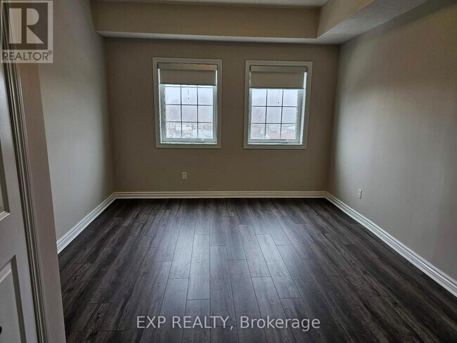 Photo du bâtiment - 5 Rittenhouse Rd