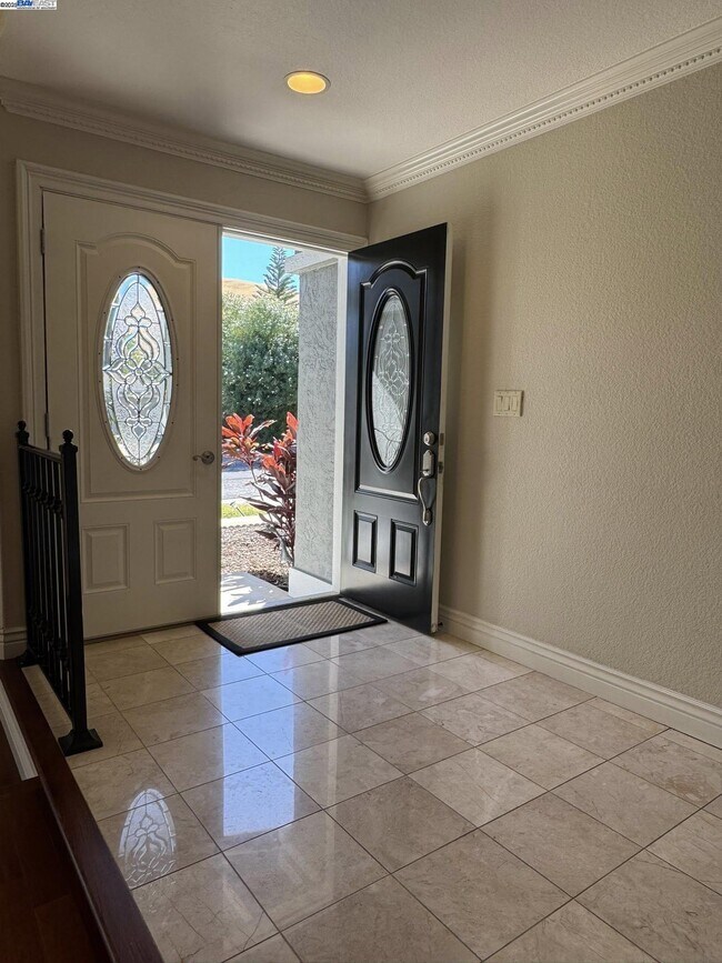 Foto del edificio - 4359 Oakdale Pl