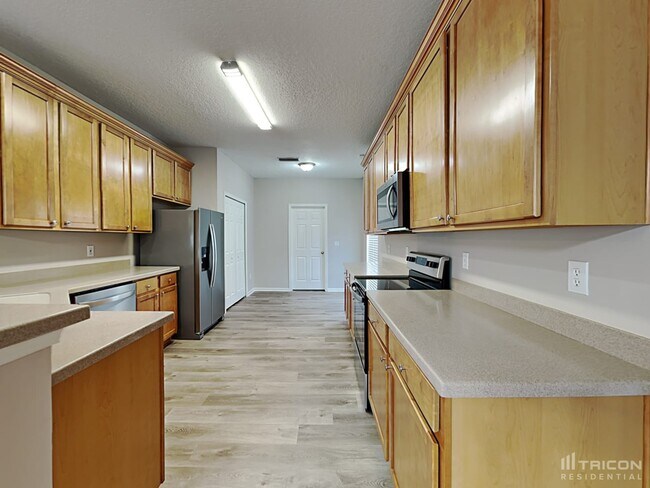 Building Photo - 8373 Candlewood Cove Trail