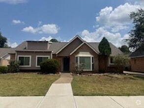 Building Photo - 22635 Indian Ridge Dr