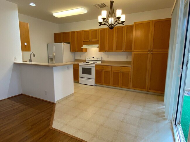 Foto del edificio - Spacious 3 Bedroom in Ewa Gentry