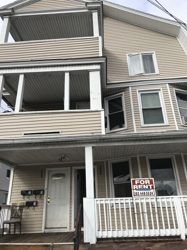 Front - 296 Federal St