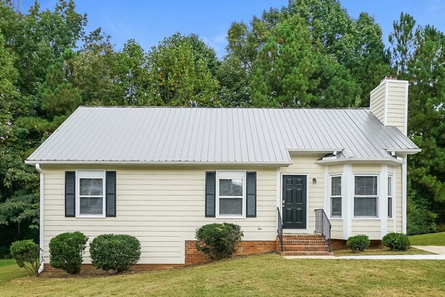 Building Photo - 1109 Ujamaa Dr
