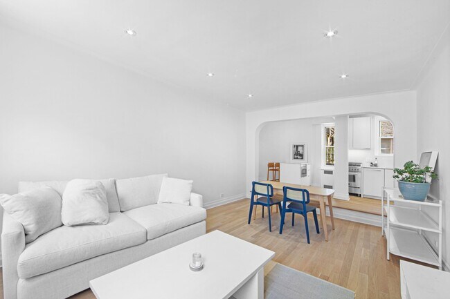 Foto del edificio - 210-218 W 19th St