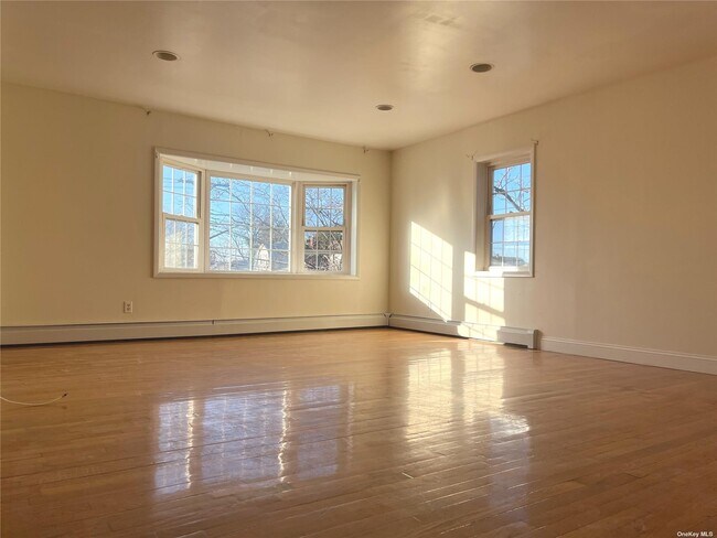 Foto del edificio - 603-127 127th St