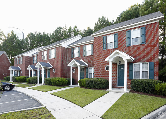 Foto del edificio - Townhomes at Whitehall