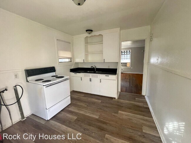 Foto del edificio - 2 br, 1 bath House - 1124 Crest Rd