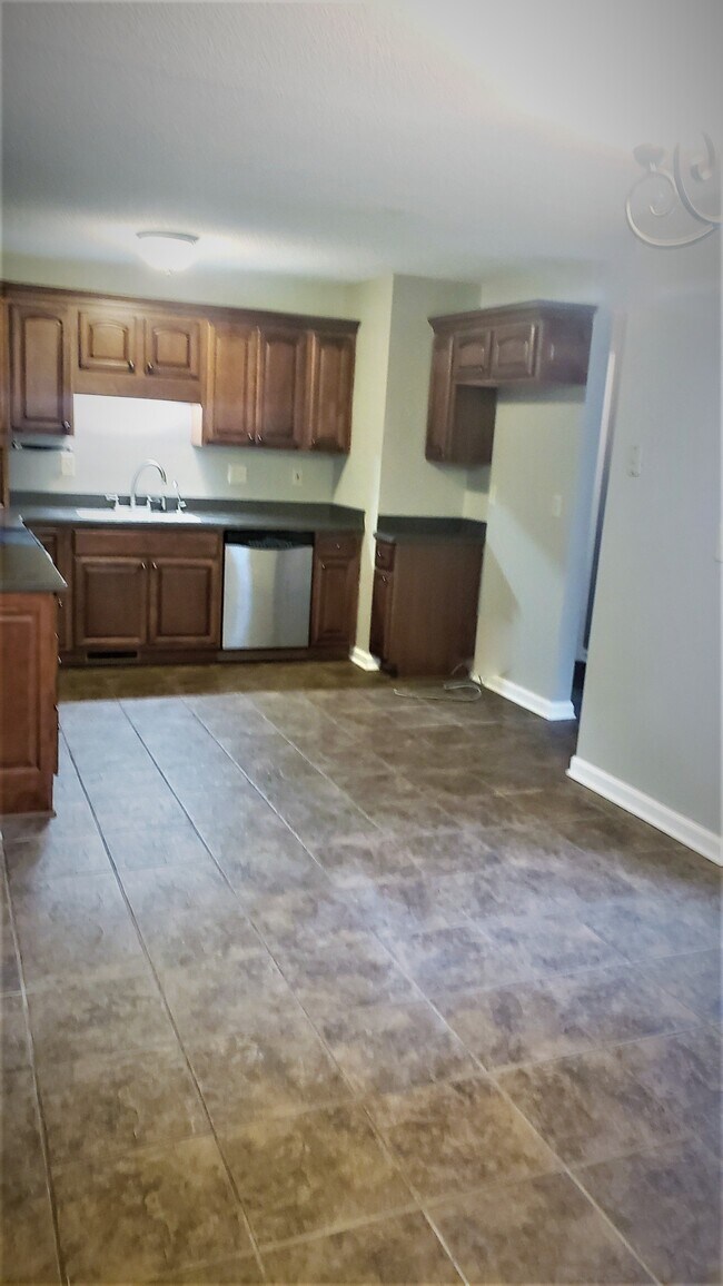 Building Photo - 5249 Bridge Pointe Dr