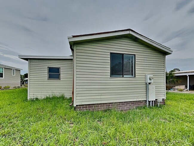 Foto del edificio - 804 Weeping Willow Ave
