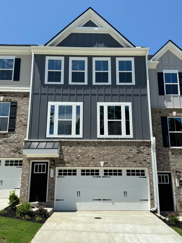 Foto del edificio - 953 Woods Chapel Rd