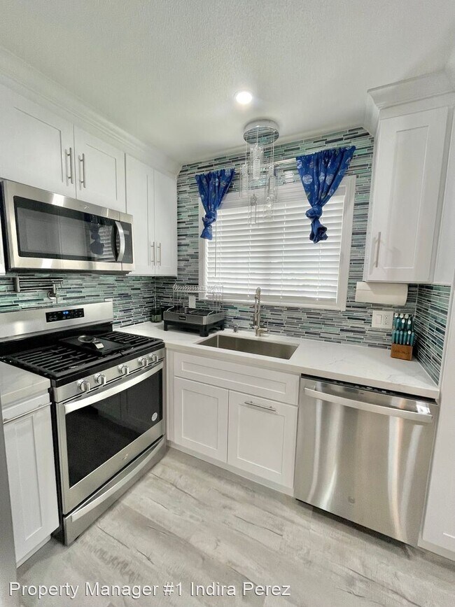 Building Photo - 4 br, 2 bath House - 1201 San Juan Way