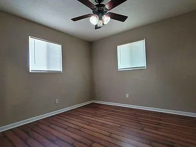 Foto del edificio - 8607 E Karen Ave