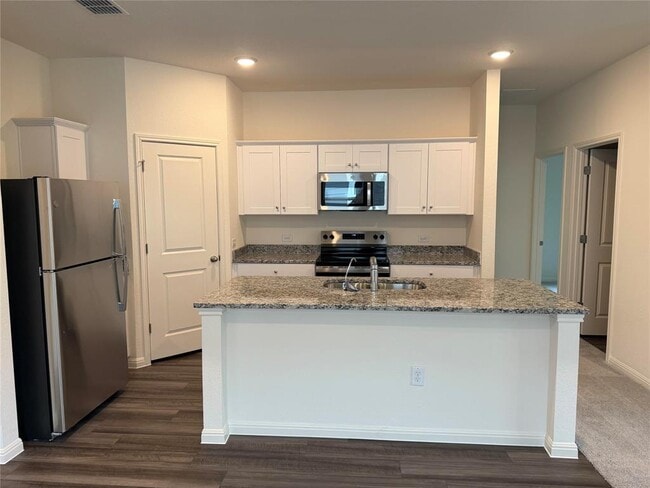 Foto del edificio - 417 Wedemeyer St