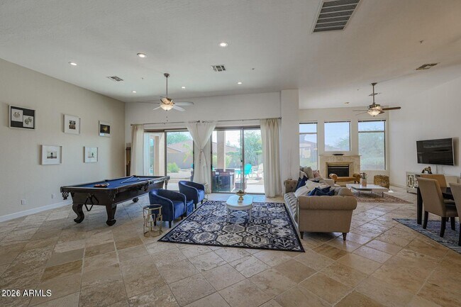 Foto del edificio - 8261 E Tailspin Ln