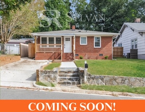 Building Photo - 205 Moline St