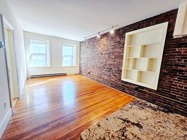 Foto del edificio - 81 West Cedar St