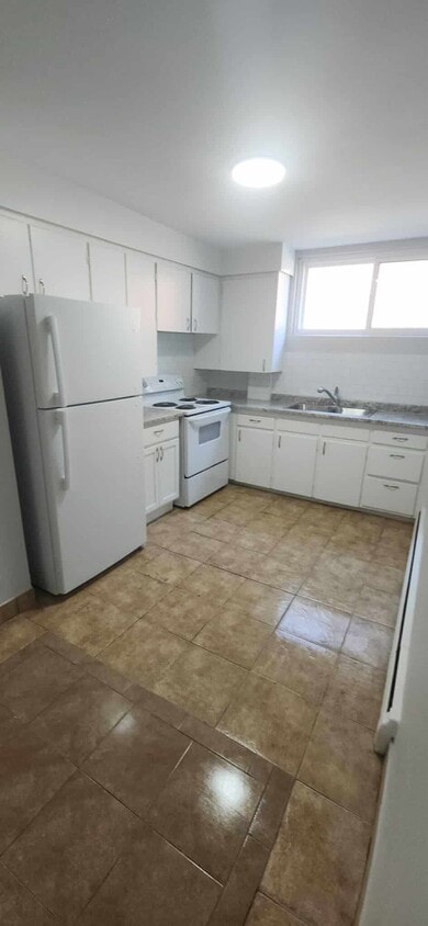 Primary Photo - 259 Jones St