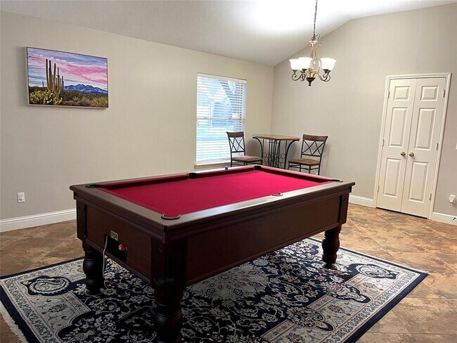Building Photo - 7007 Blanco Pines Dr