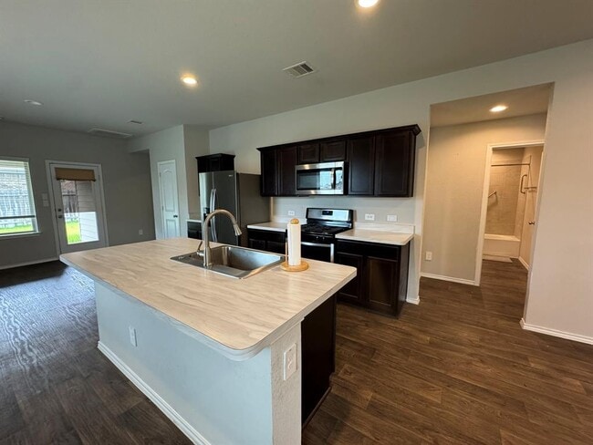 Building Photo - 2407 Poplar Copse Ct
