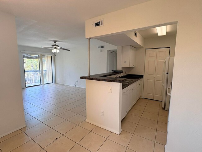 1/1 Condo for Rent in Fort Myers - 1/1 Condo for Rent in Fort Myers