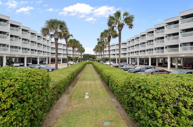 Foto del edificio - 6102 Seawall Blvd