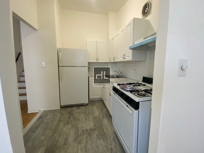 Foto del edificio - 78 STREET / Lindenwood / Howard Beach