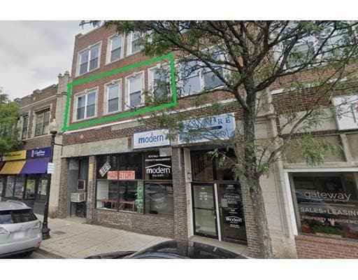 Building Photo - 141 Brighton Ave