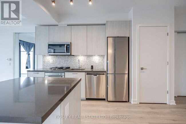 Building Photo - 55 Ontario St