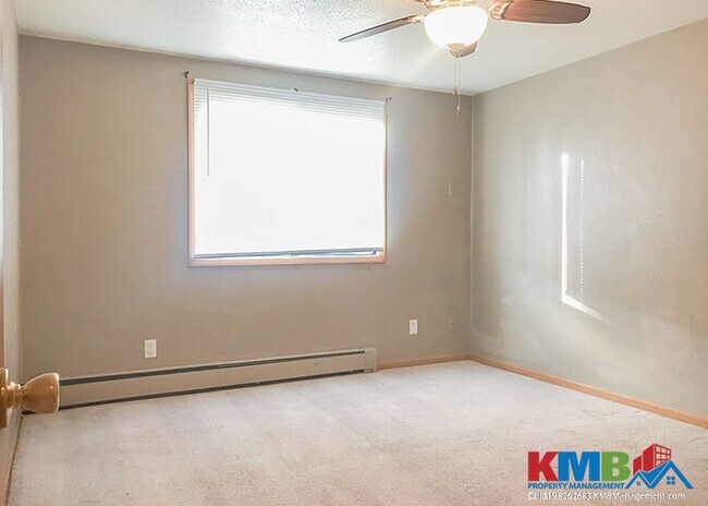 Foto del edificio - 3190 8th St