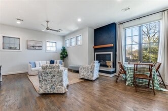 Building Photo - 5073 Gaston Ave