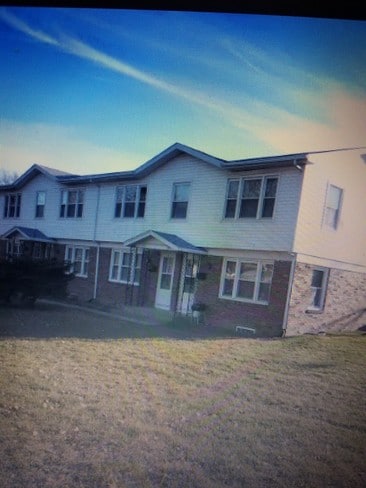 905 Hillside Drive - 905 Hillside Dr