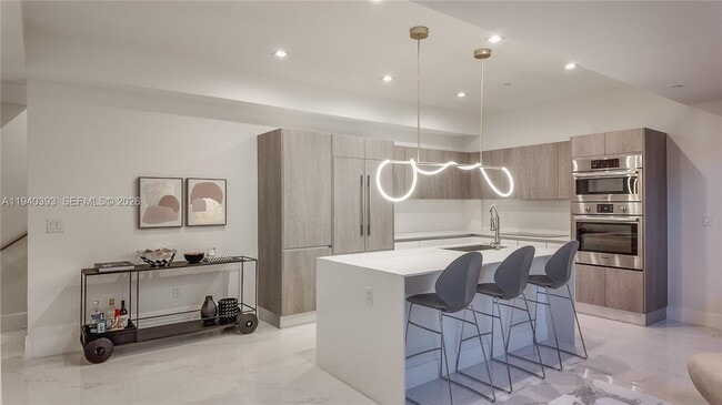 Foto del edificio - 455 NE 39th St