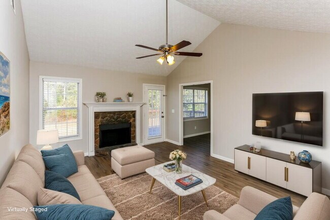 Foto del edificio - 816 Ruswood Rd