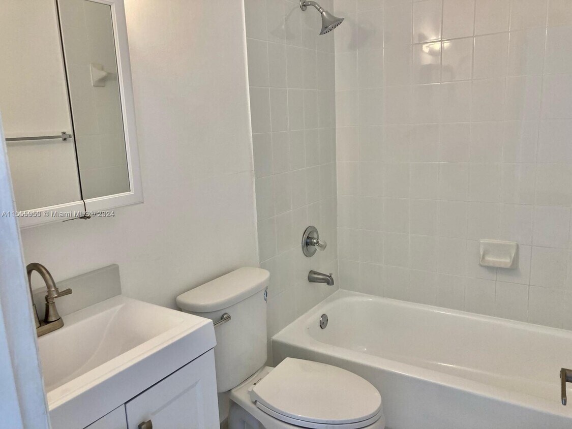 Foto del edificio - 15490 SW 134th Pl